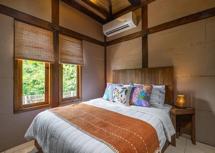 Opatan Art - Sukawati, Gianyar, Bali Station touristique *